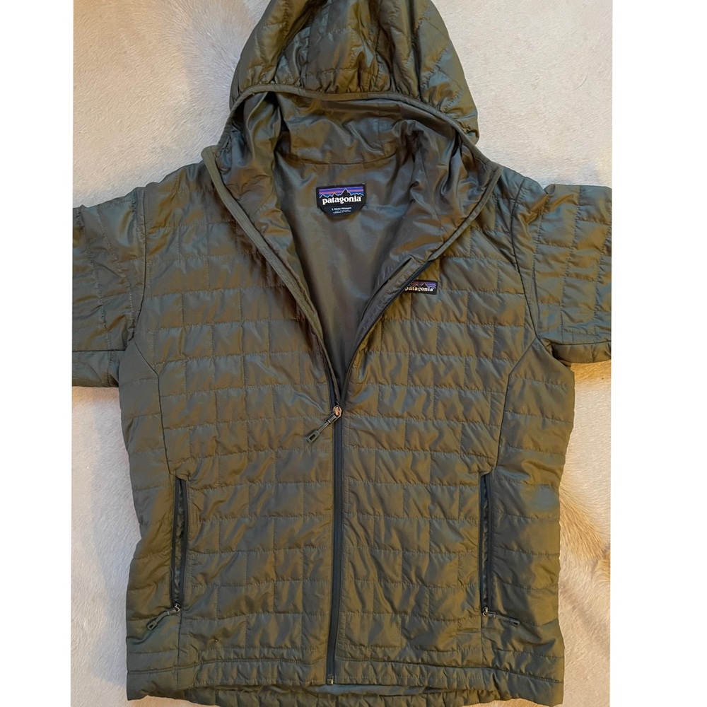 Patagonia Olive Green NanoPuff M’s Lg